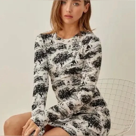 REFORMATION Kenmare Mini Stretch Long Sleeve Naked Print Dress, Size S - Picture 1 of 5